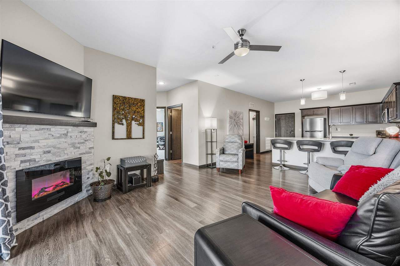 2869 Spring Rose Circle Coralville IA 52241
