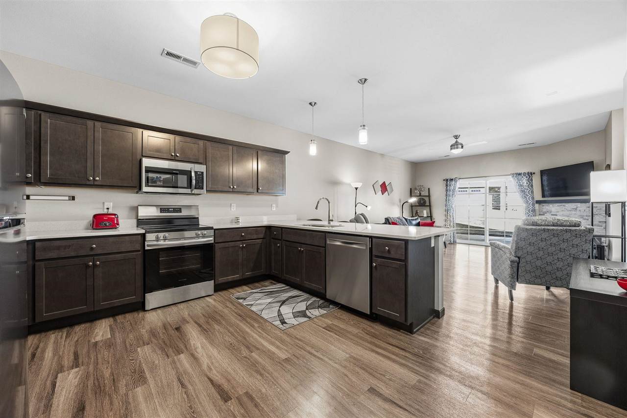 2869 Spring Rose Circle Coralville IA 52241