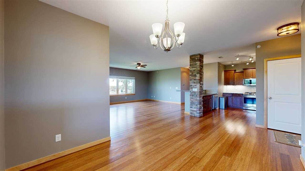 1092 Walnut Avenue Riverside IA 52327