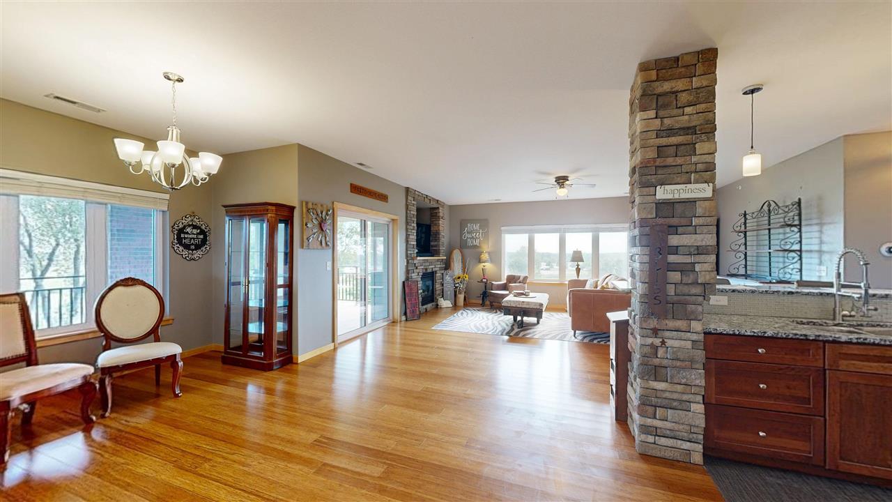 1092 Walnut Avenue Riverside IA 52327