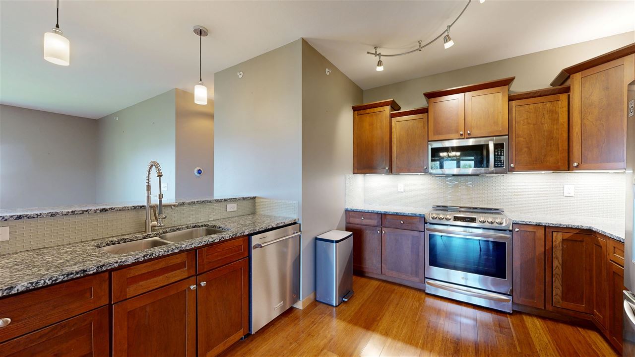 1092 Walnut Avenue Riverside IA 52327