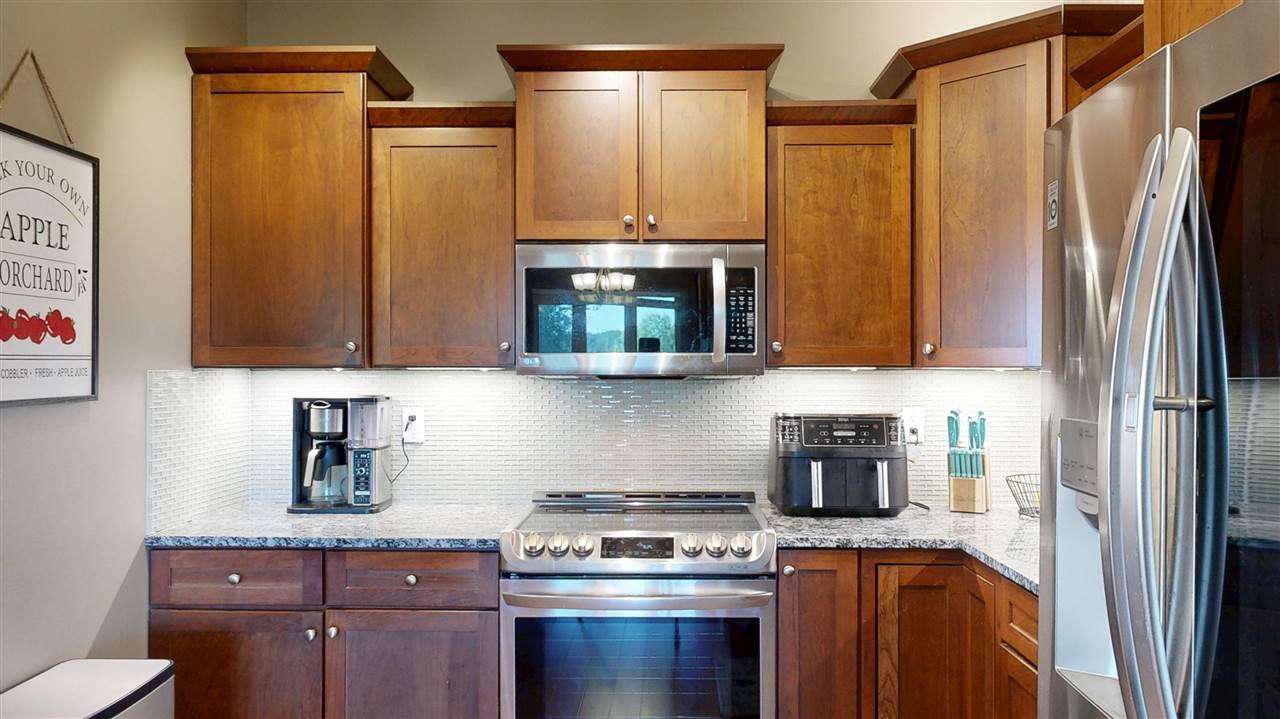 1092 Walnut Avenue Riverside IA 52327