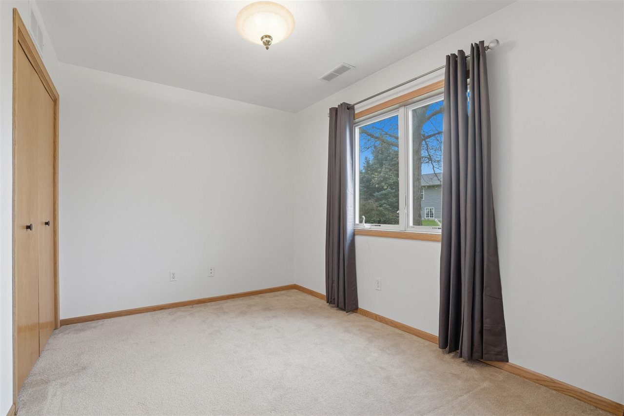 50 Shannon Drive North Liberty IA 52317