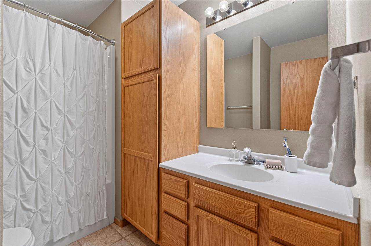 259 Camden Road Iowa City IA 52245