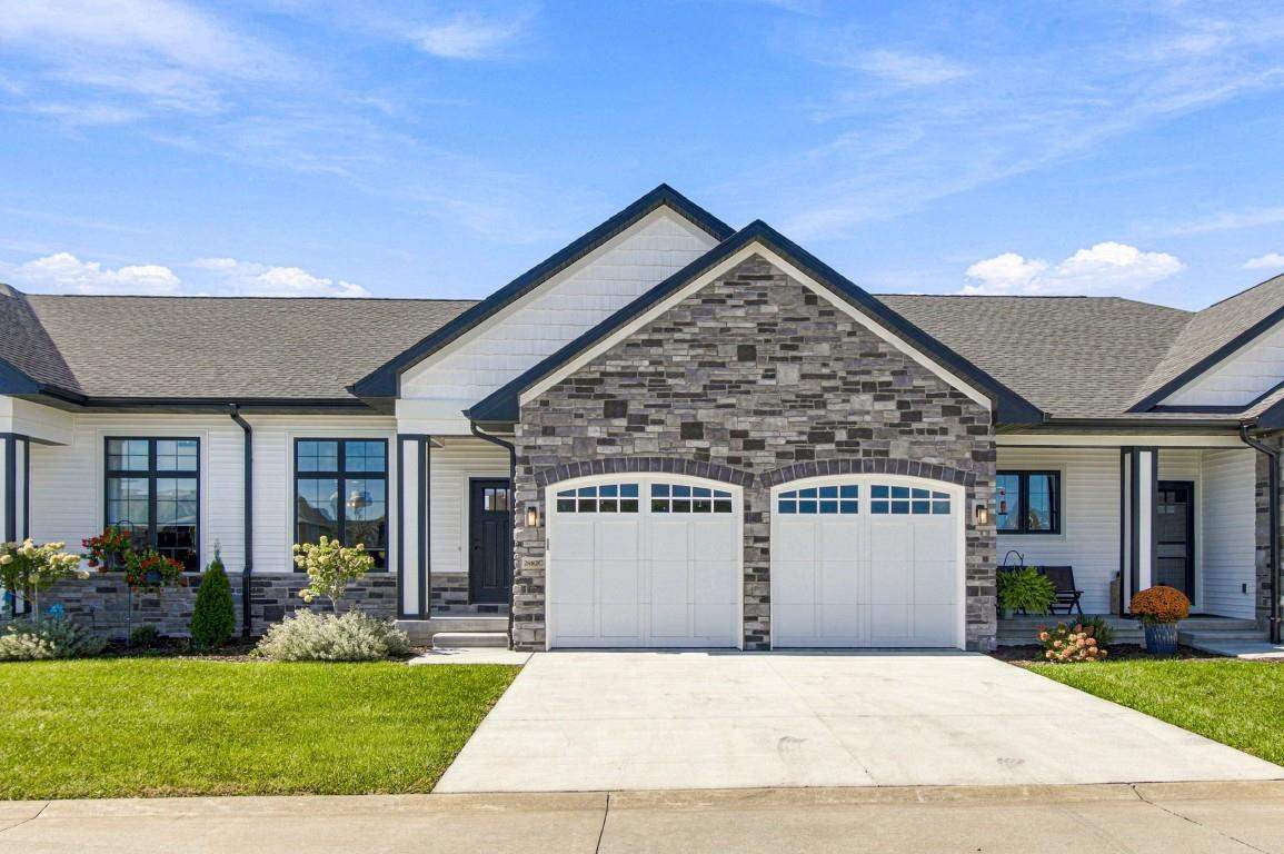 2882 Crimson Lane #C Coralville IA 52241