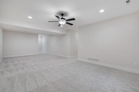 2882 Crimson Lane #C Coralville IA 52241