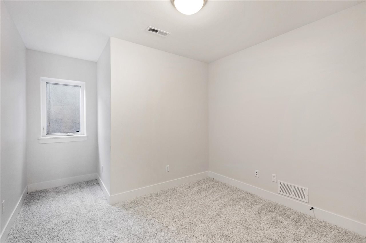 2882 Crimson Lane #C Coralville IA 52241