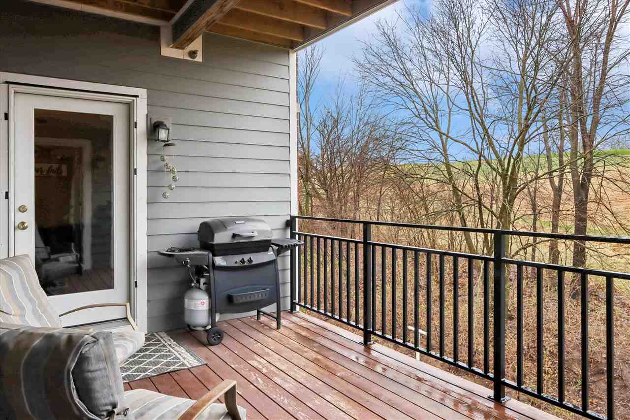1092 Walnut Avenue Riverside IA 52327