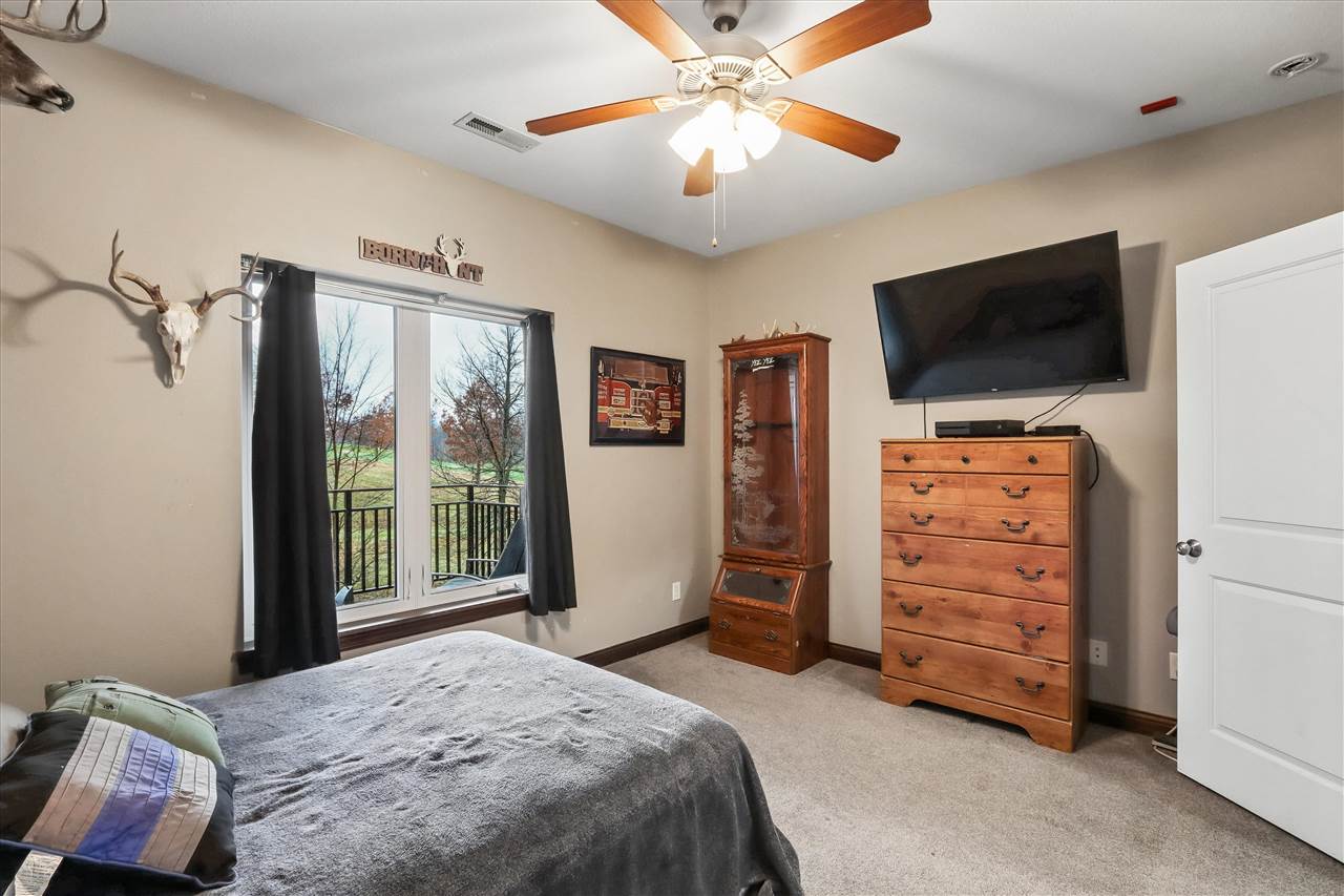 1092 Walnut Avenue Riverside IA 52327
