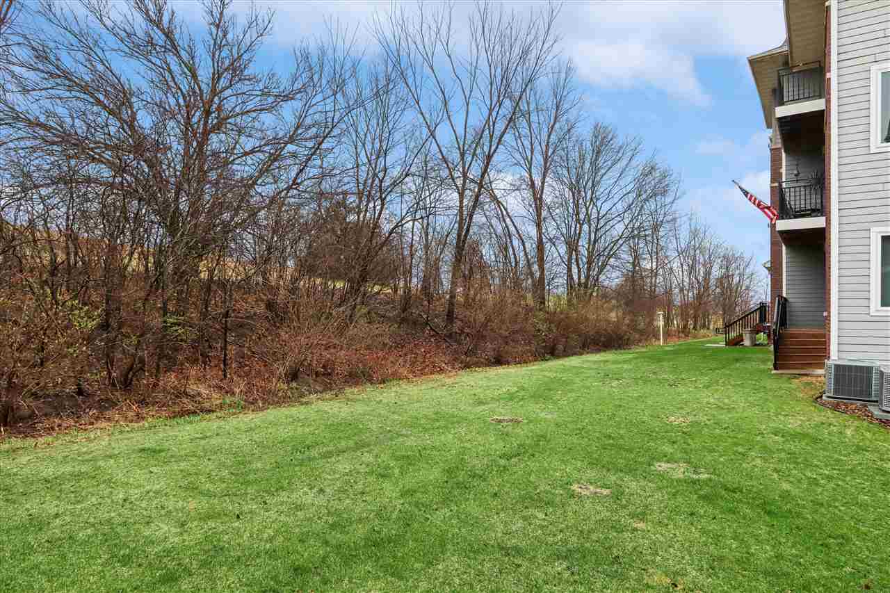 1092 Walnut Avenue Riverside IA 52327