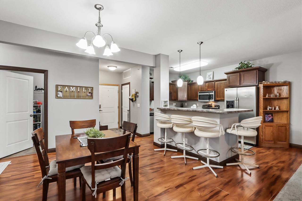 1092 Walnut Avenue Riverside IA 52327
