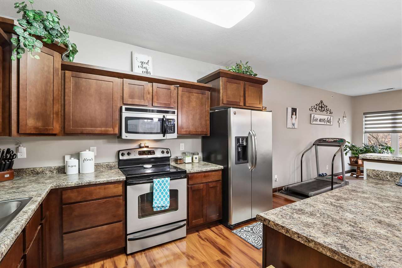 1092 Walnut Avenue Riverside IA 52327