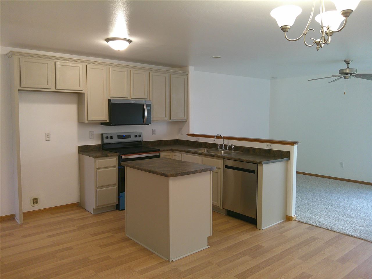 604 Duchess Drive Solon IA 52333