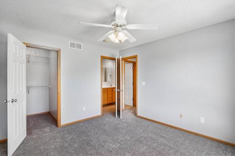 1405 Hayden Lane North Liberty IA 52317