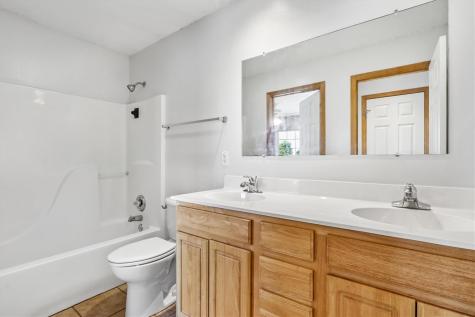 1405 Hayden Lane North Liberty IA 52317