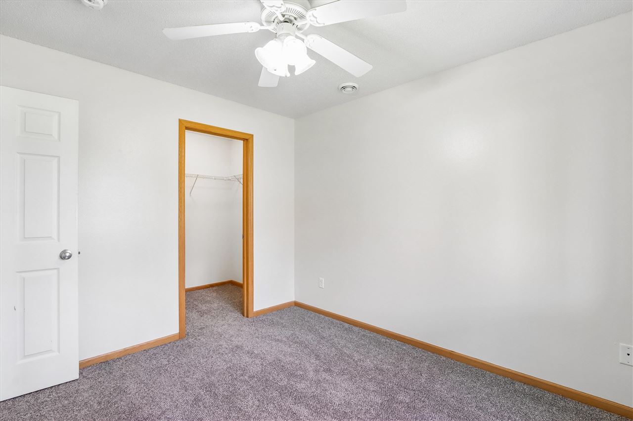 1405 Hayden Lane North Liberty IA 52317