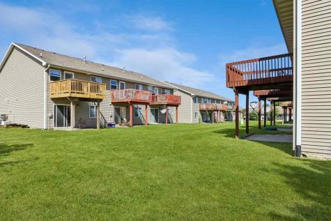 1405 Hayden Lane North Liberty IA 52317