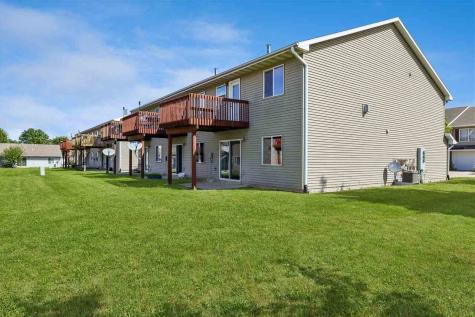 1405 Hayden Lane North Liberty IA 52317