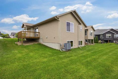 2403 Snapdragon Circle SW Cedar Rapids IA 52404