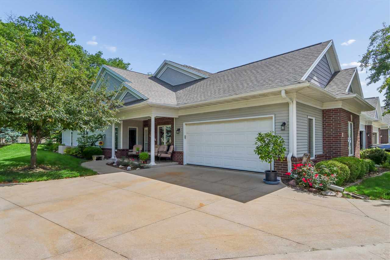 28 Trevose Place Iowa City IA 52245