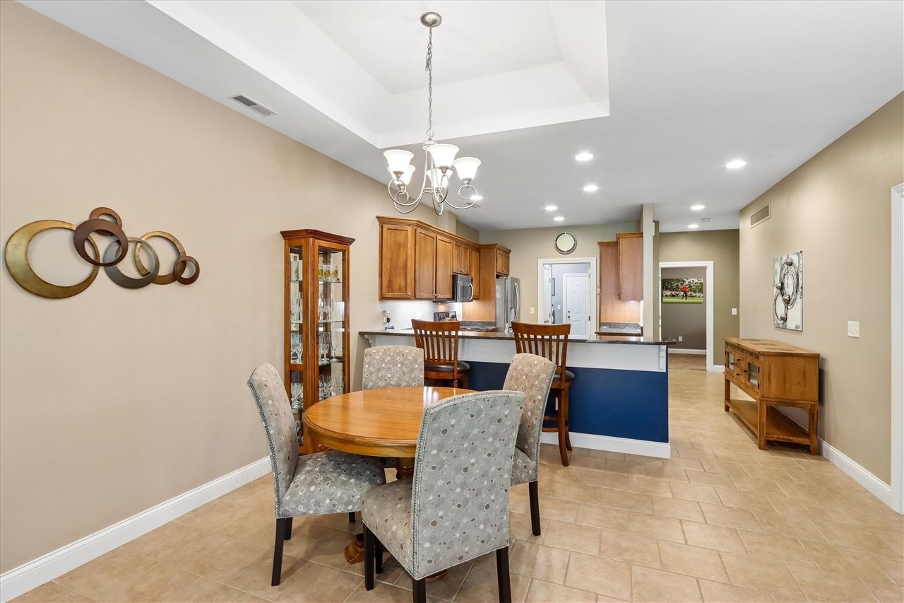 28 Trevose Place Iowa City IA 52245