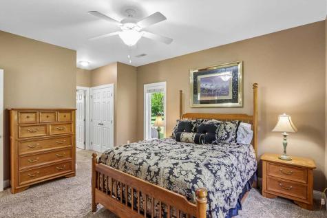 28 Trevose Place Iowa City IA 52245