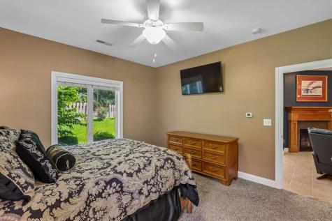 28 Trevose Place Iowa City IA 52245