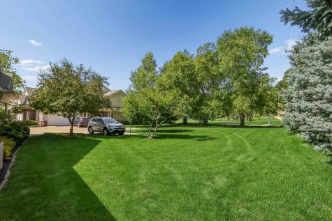 28 Trevose Place Iowa City IA 52245
