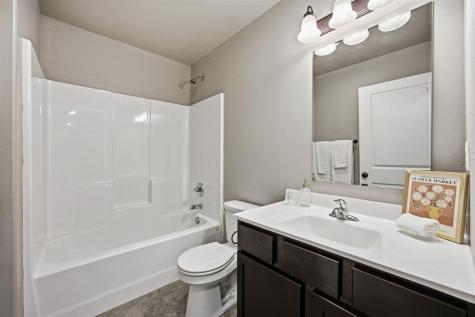 286 Kenneth Drive Iowa City IA 52245
