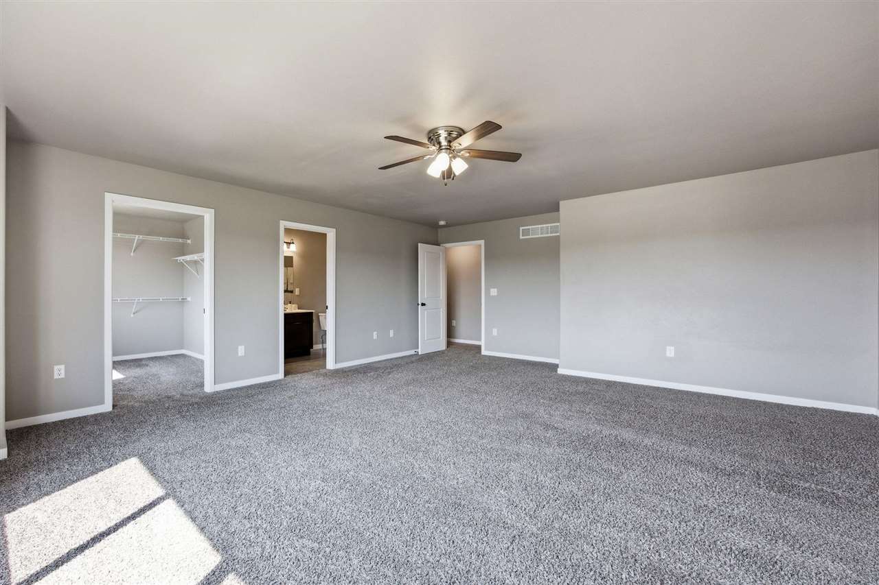 286 Kenneth Drive Iowa City IA 52245
