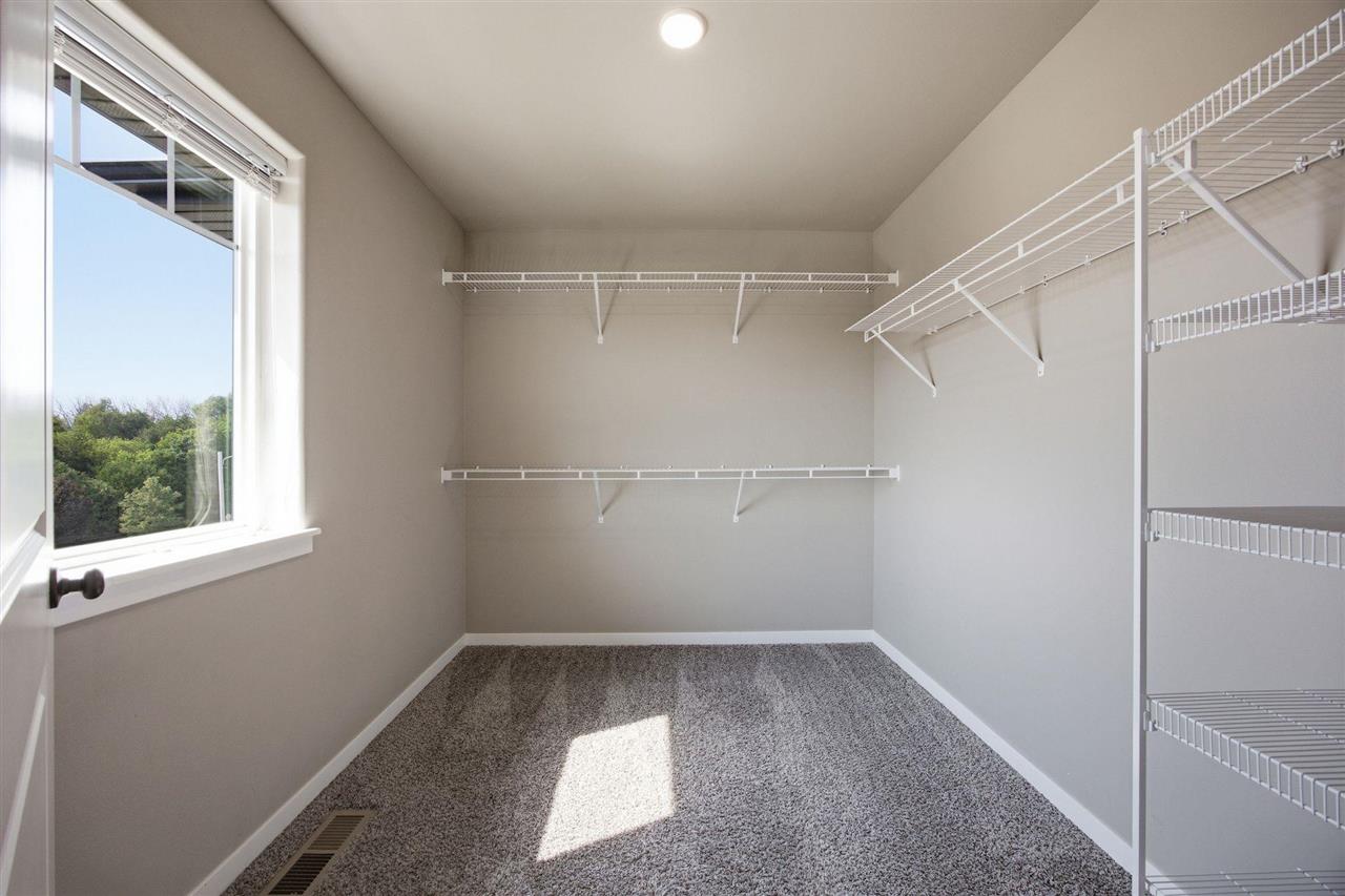 286 Kenneth Drive Iowa City IA 52245