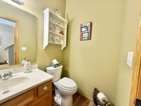 88 Thistle Court Iowa City IA 52240
