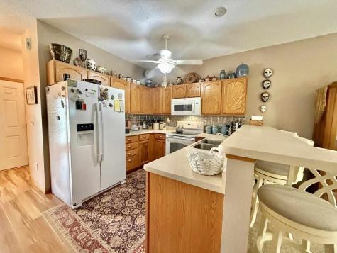 88 Thistle Court Iowa City IA 52240