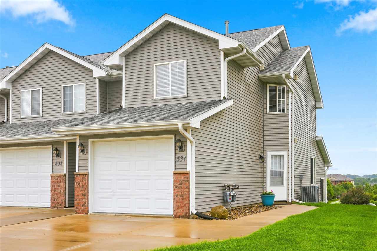 531 E Goldfinch Tiffin IA 52340