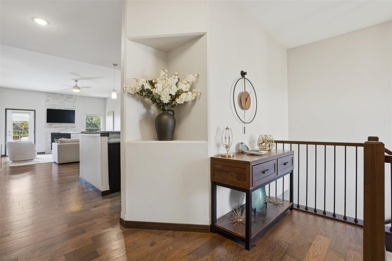 8 Holiday Ridge Lane Coralville IA 52241