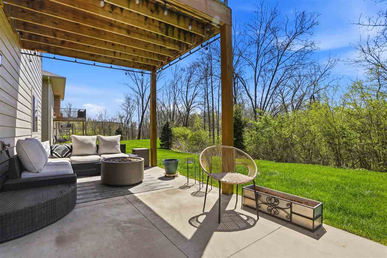 8 Holiday Ridge Lane Coralville IA 52241