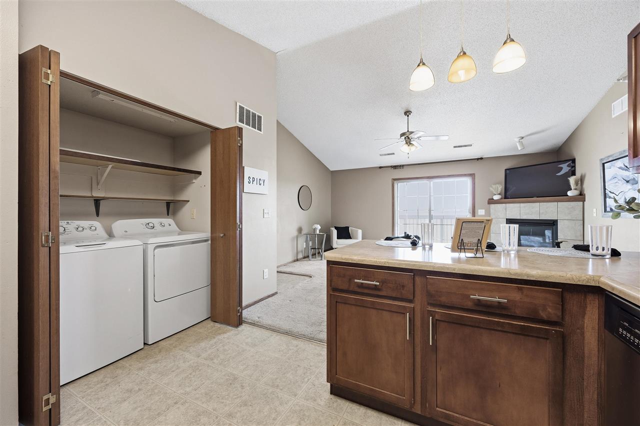 805 Blue Sky Drive North Liberty IA 52317