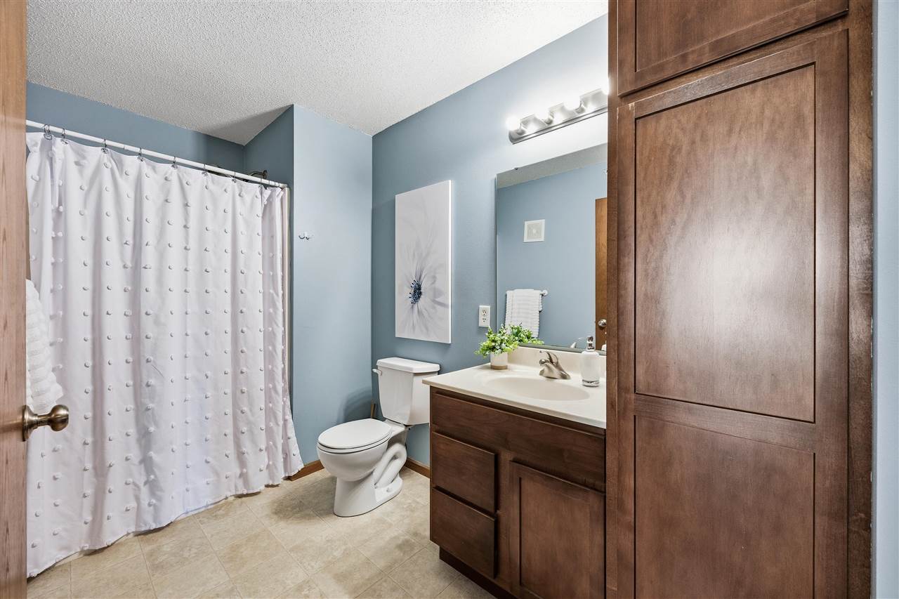 805 Blue Sky Drive North Liberty IA 52317