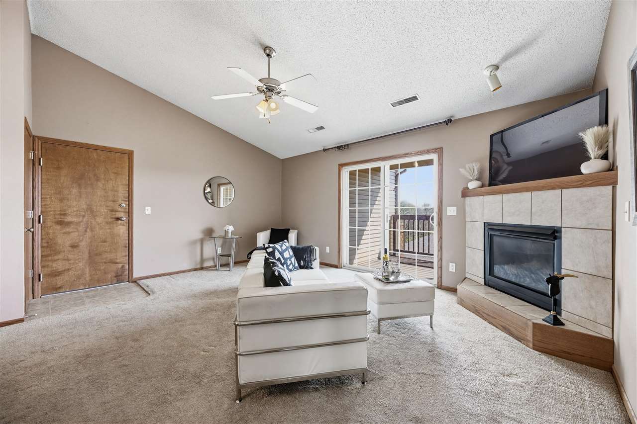 805 Blue Sky Drive North Liberty IA 52317