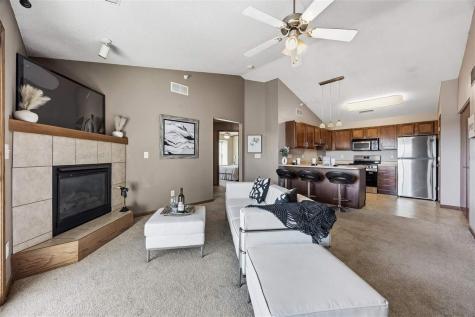 805 Blue Sky Drive North Liberty IA 52317
