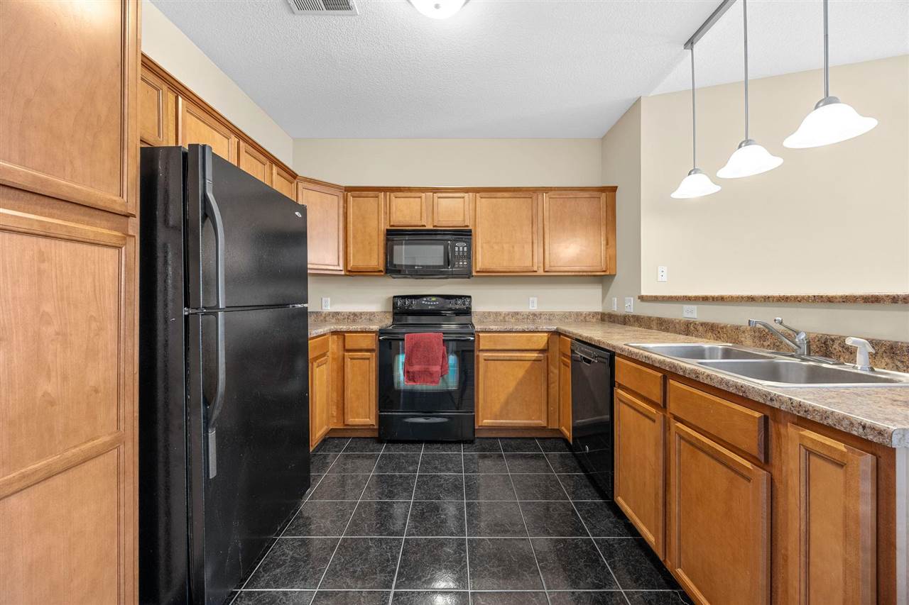 600 Grandview Court Iowa City IA 52246