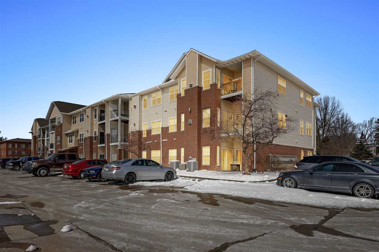 600 Grandview Court Iowa City IA 52246