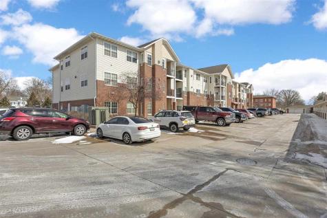 600 Grandview Court Iowa City IA 52246