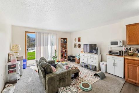 2613 Westwinds Drive Iowa City IA 52246