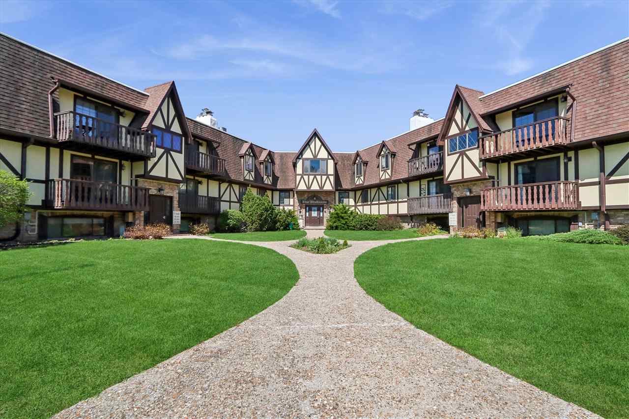 1512 1st Avenue Coralville IA 52241