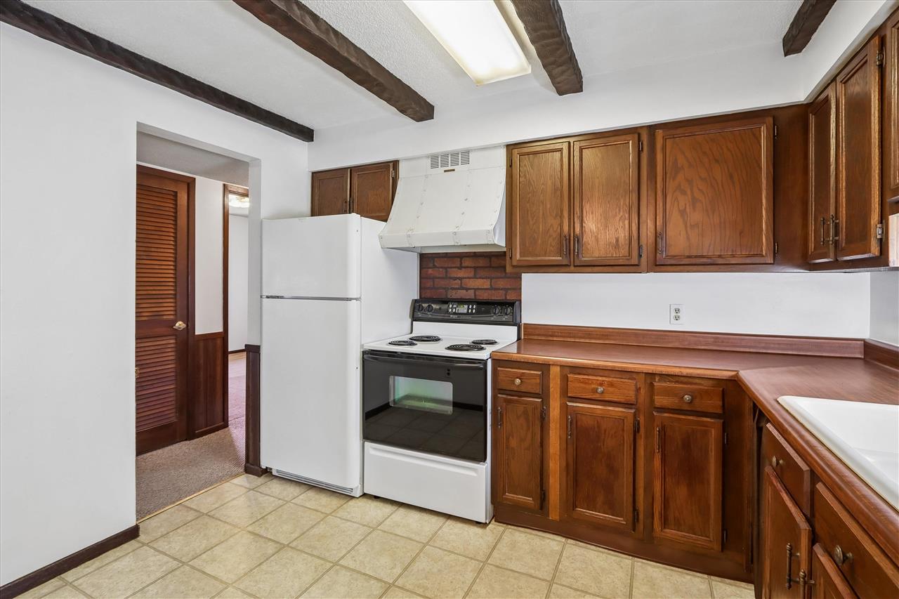 1512 1st Avenue Coralville IA 52241