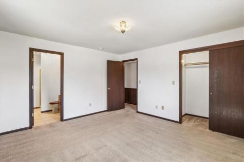 1512 1st Avenue Coralville IA 52241