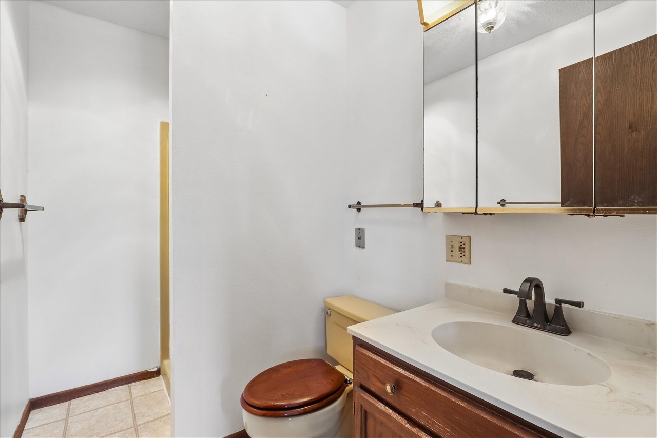 1512 1st Avenue Coralville IA 52241