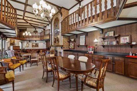 1512 1st Avenue Coralville IA 52241