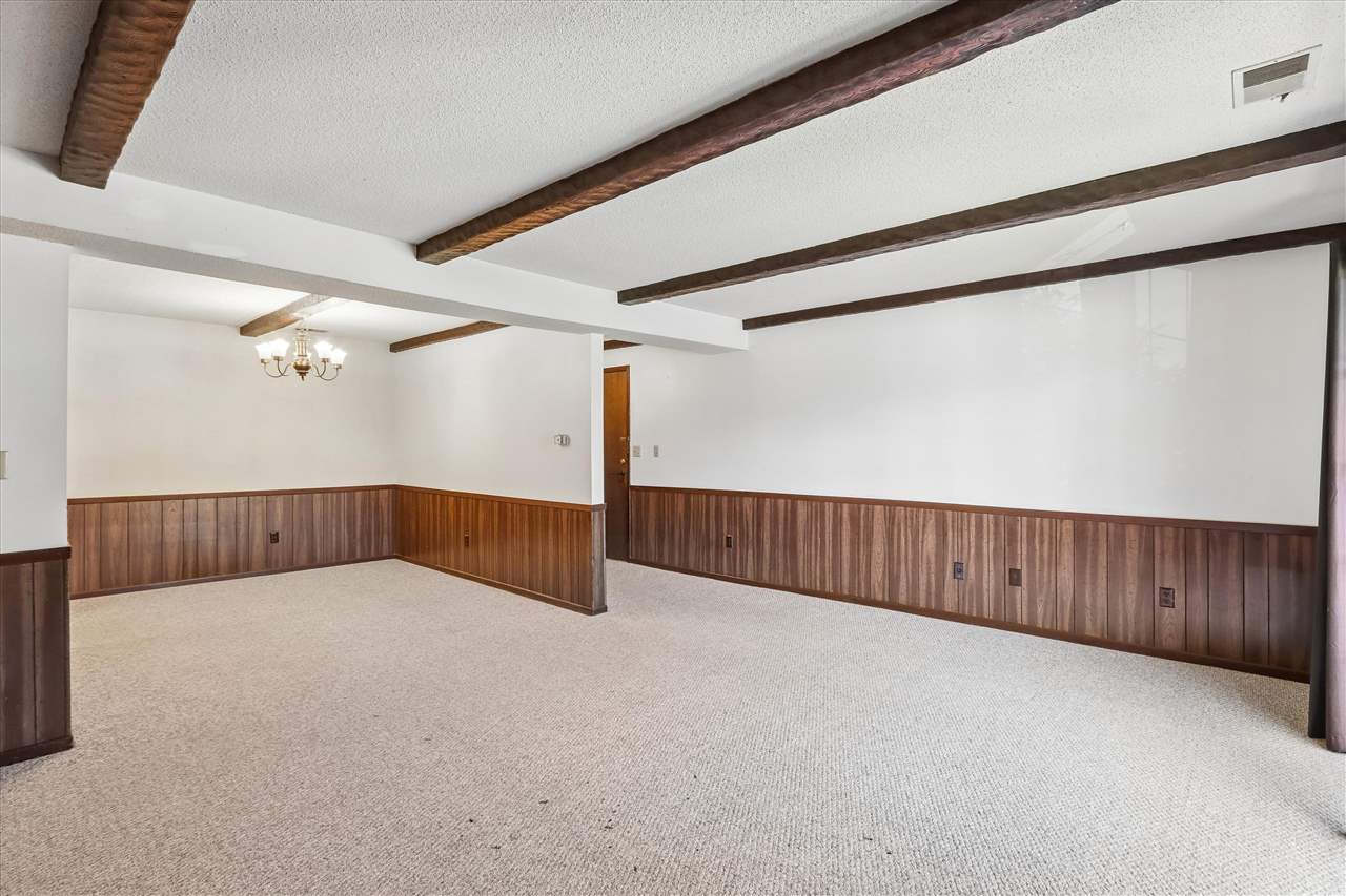 1512 1st Avenue Coralville IA 52241